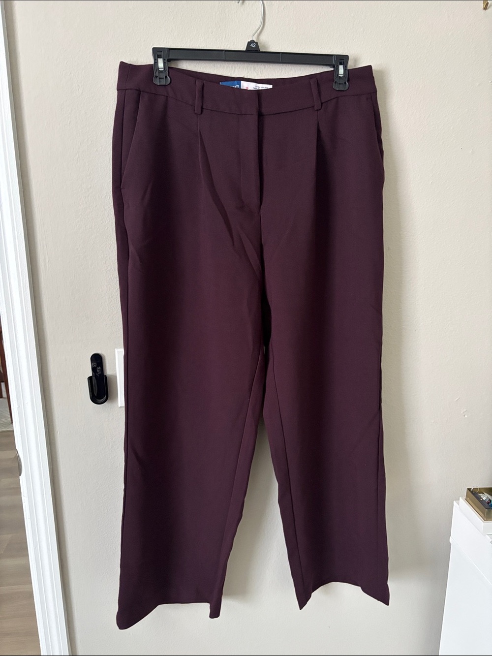 Old Navy Wide Leg Dress Pants in Burgundy Plum